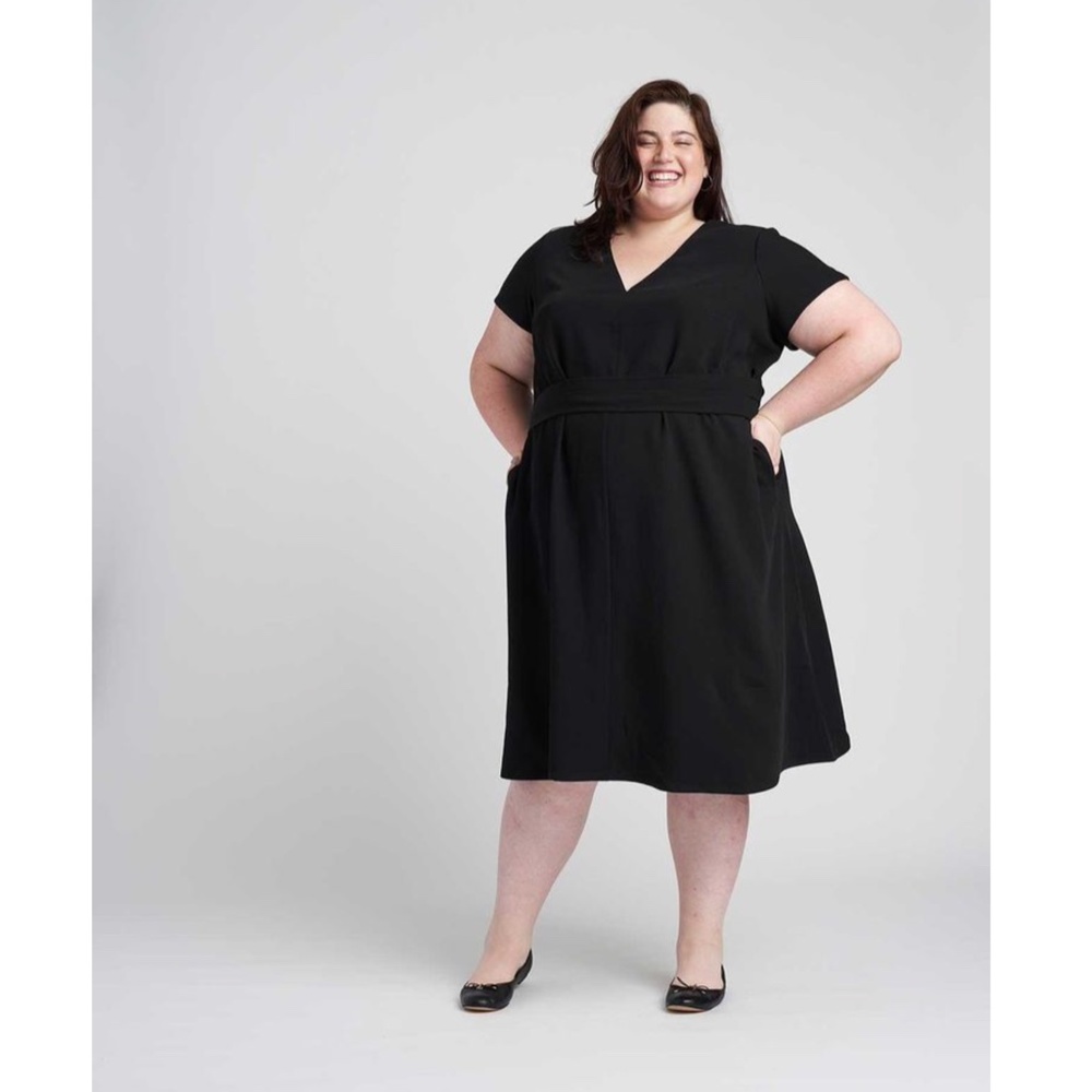 Universal Standard Brady A-Line Black Midi Dress - size Large, New With Tags